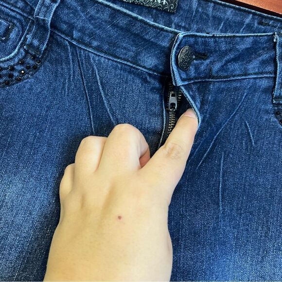 Baccini Dark Wash Skinny Jeans size 10 - Picture 6 of 9